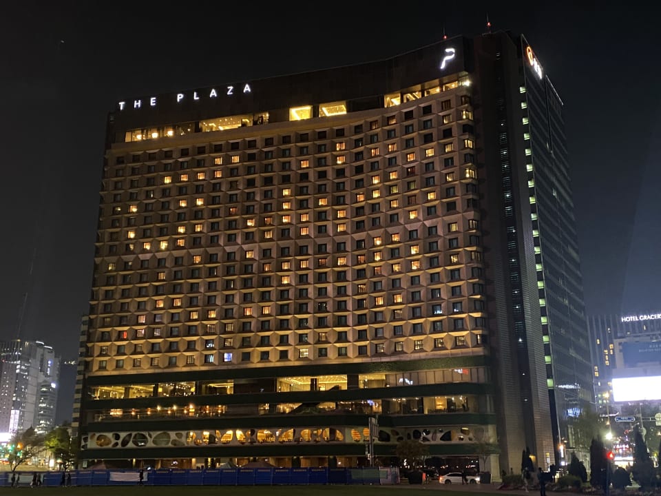 Außenansicht The Plaza Hotel