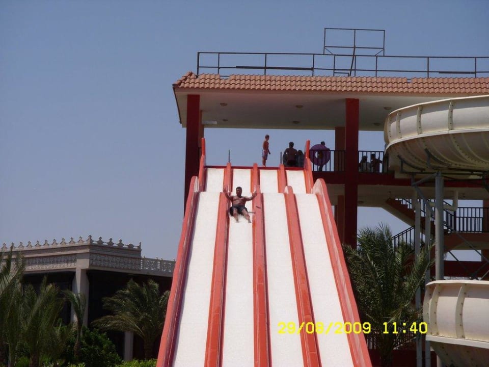 Es geht nach unten lustig Beach Albatros Resort