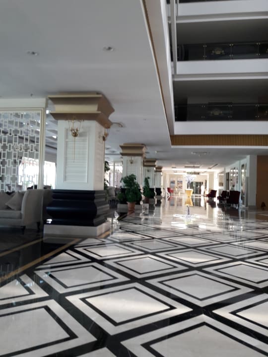 Lobby Mary Hotel Side