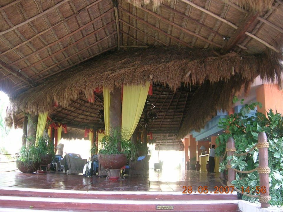 Rezeption und Sitzgelegenheiten Akumal Bay Beach & Wellness Resort