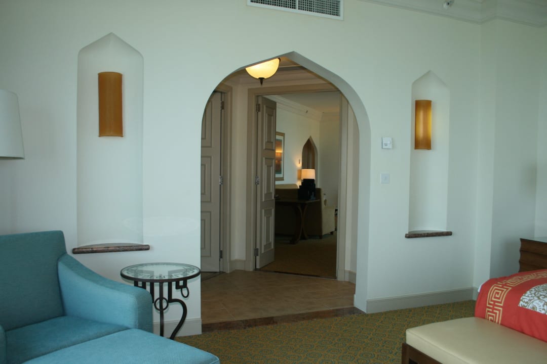 Schlafzimmer Blick ins Wohnzimmer Atlantis, The Palm
