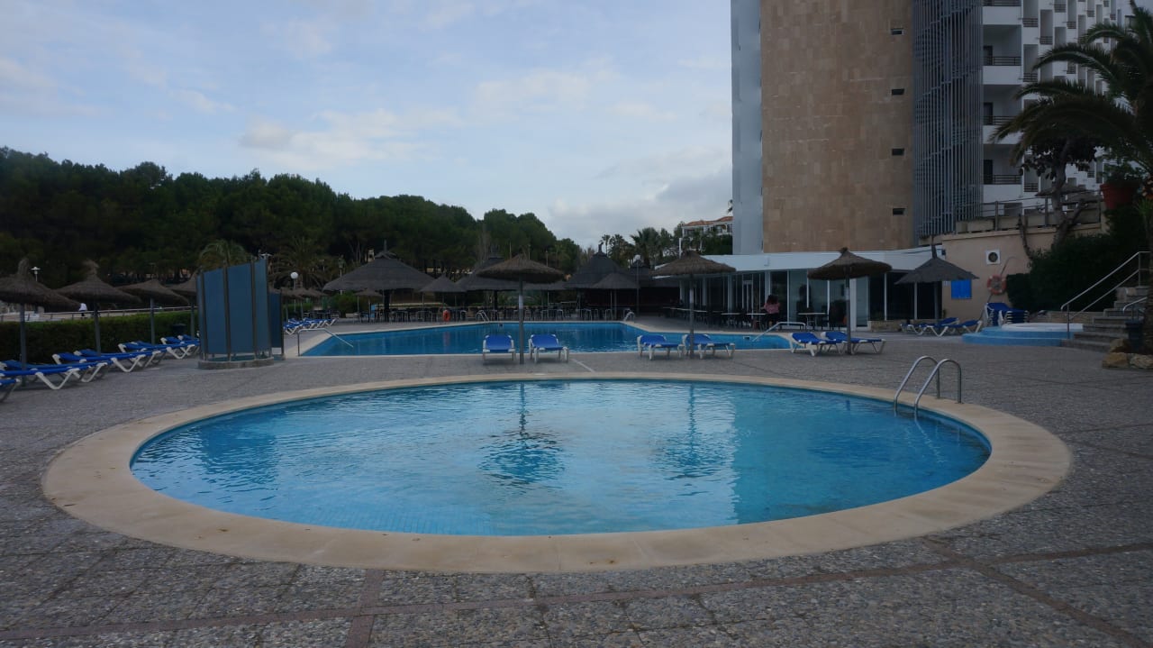 Pool Hotel Vibra Beverly Playa