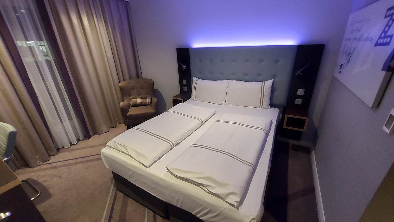 Zimmer Premier Inn Nürnberg City Opernhaus