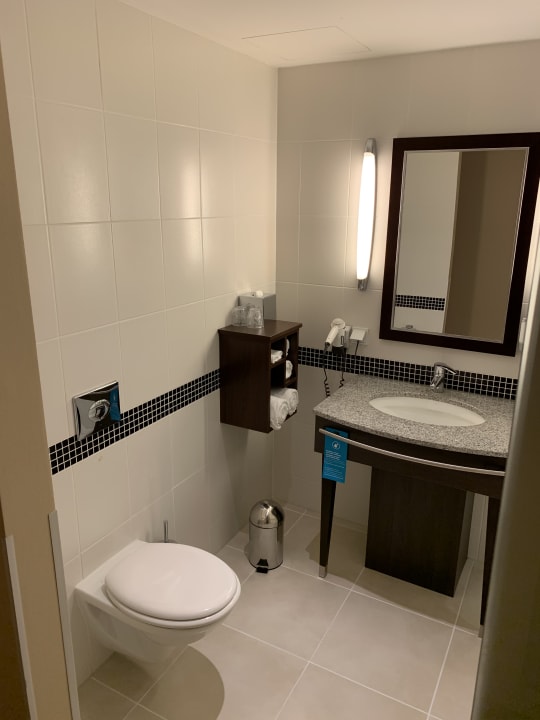 Zimmer Hampton by Hilton Berlin City West