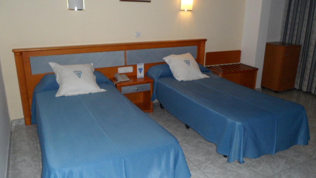 Doppelzimmer 1. Bild Hotel Osiris