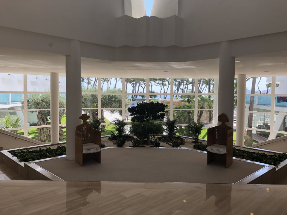 Lobby Iberostar Waves Playa de Muro