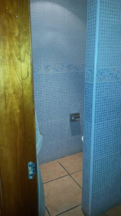 Trennwand zwischen WC & Waschraum SBH Club Paraiso Playa