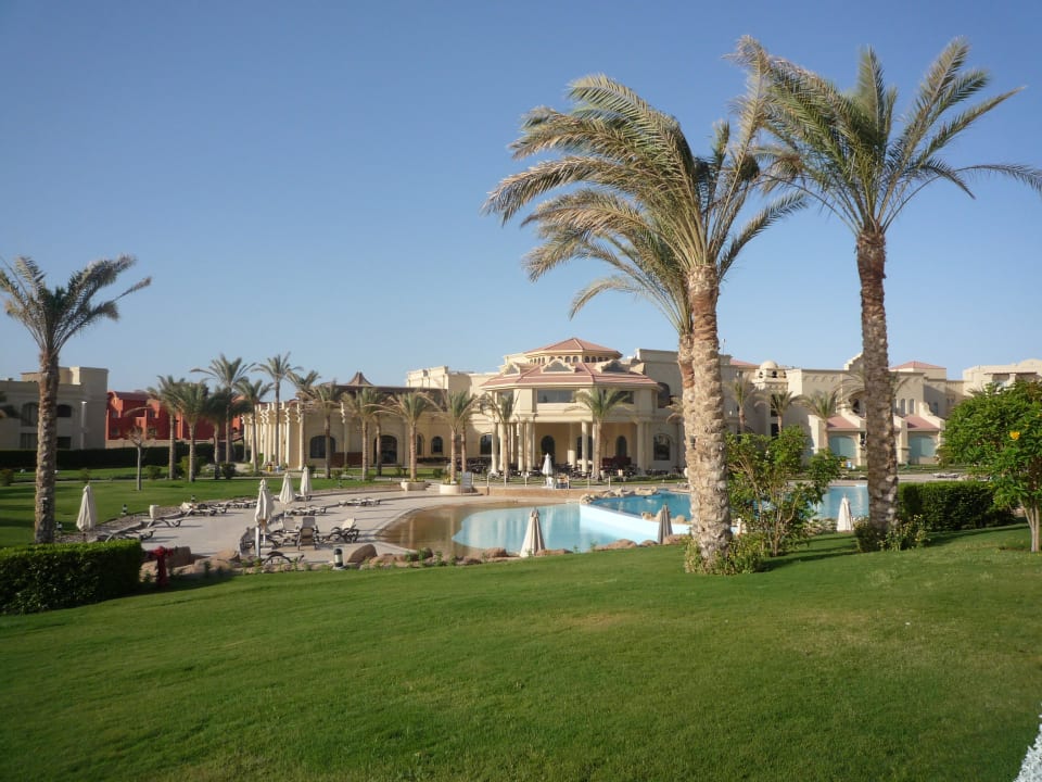 Blick auf Pool und Restaurant Rixos Sharm El Sheikh Adults Only 18 +
