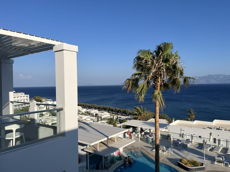 Ausblick Dimitra Beach Hotel & Suites