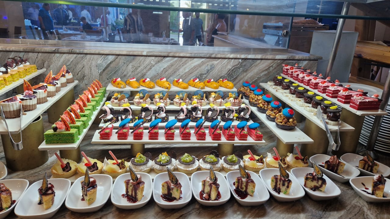 Gastro Serenity Alpha Beach