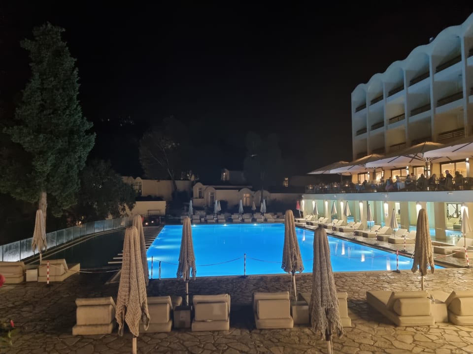 Gartenanlage Grecotel LUXME Daphnila Bay