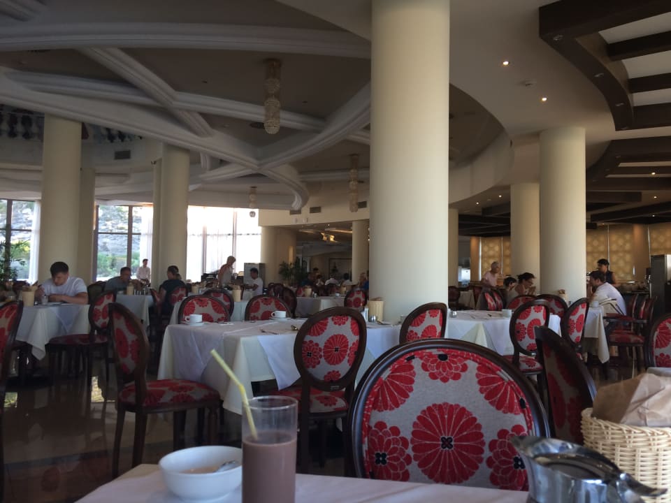 Restaurant La Marquise Luxury Resort Complex