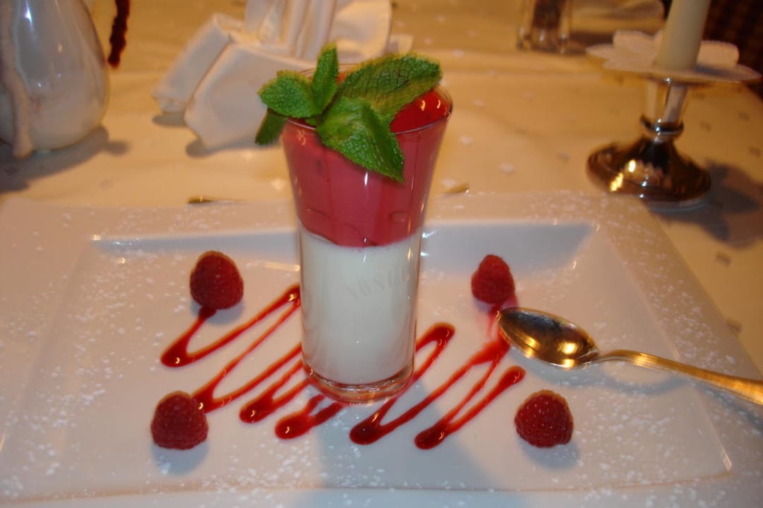 Dessert zum Abendmenü Hotel Gletscherblick