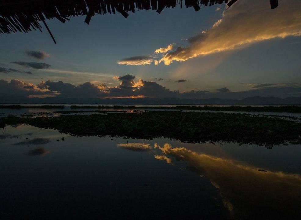 Sonnenuntergang überm Inle See Hotel Golden Island Cottages 1 & 2