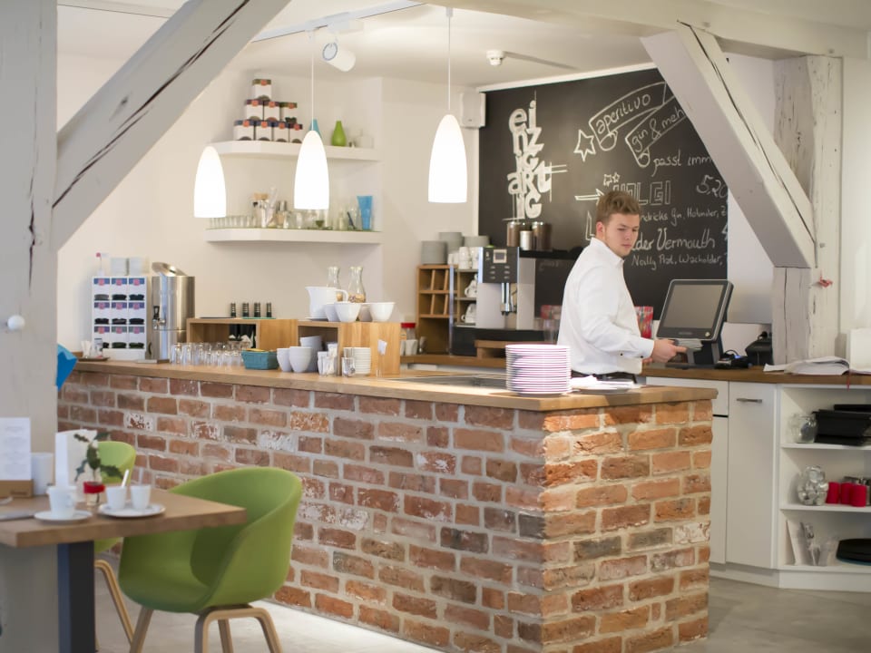 Gastro Hotel Einzigartig - Das kleine Hotel im Wasserviertel