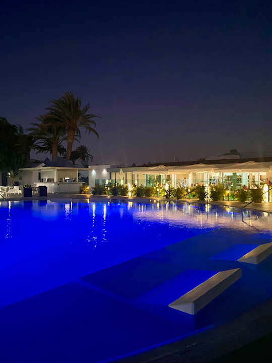 Pool Canary Garden Club