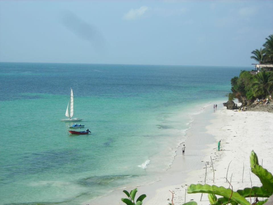 Der Strand Bahari Beach Hotel