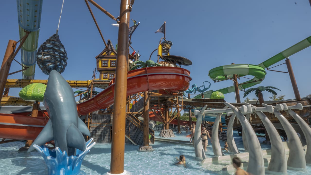 Pool Club Hotel Phaselis Rose