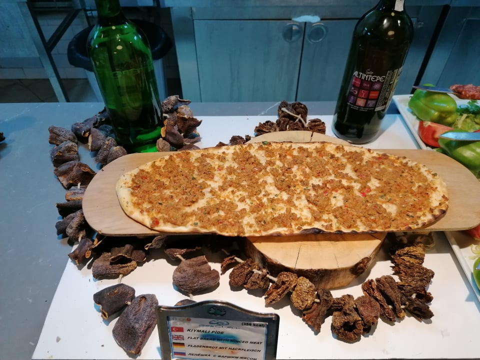 Gastro Seashell Resort