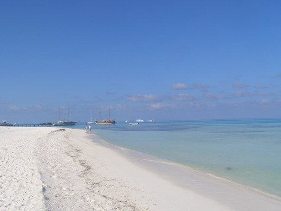 Strand Meeru Maldives Resort Island