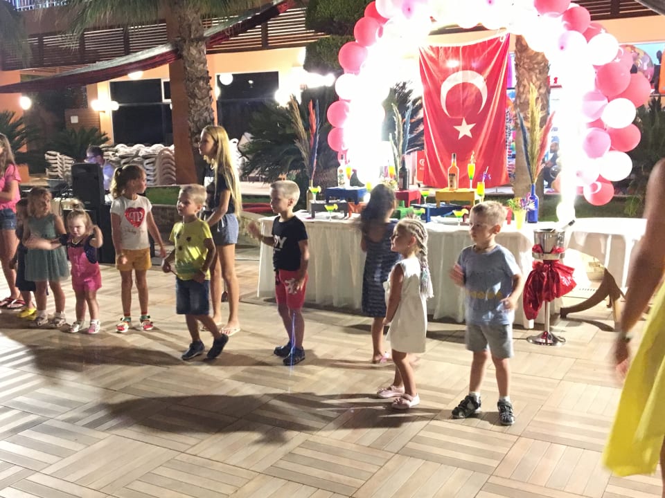 Außenansicht Dizalya Palm Garden