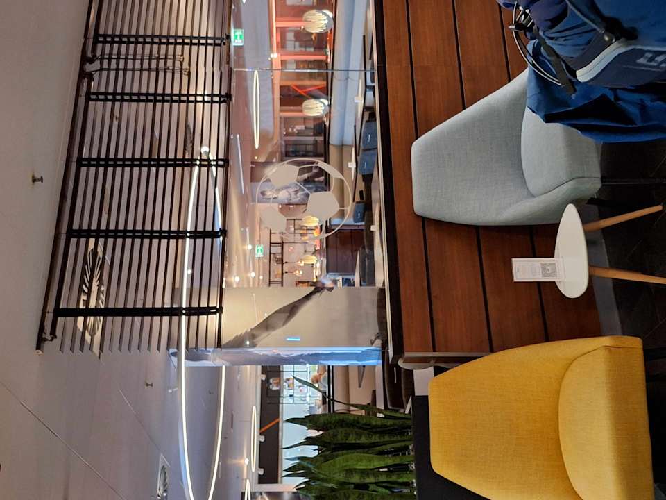 Lobby Hotel Tulip Inn Düsseldorf Arena