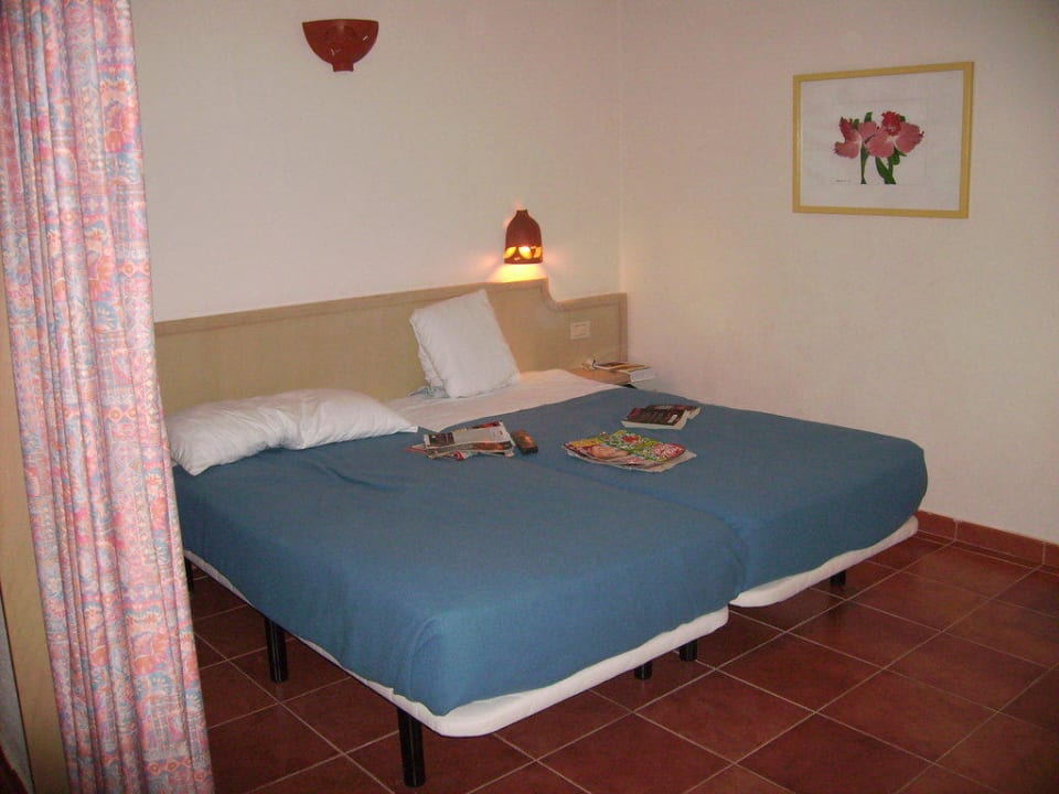 Das war das alte Zimmer mit den Kakerlaken Abora Interclub Atlantic by Lopesan Hotels