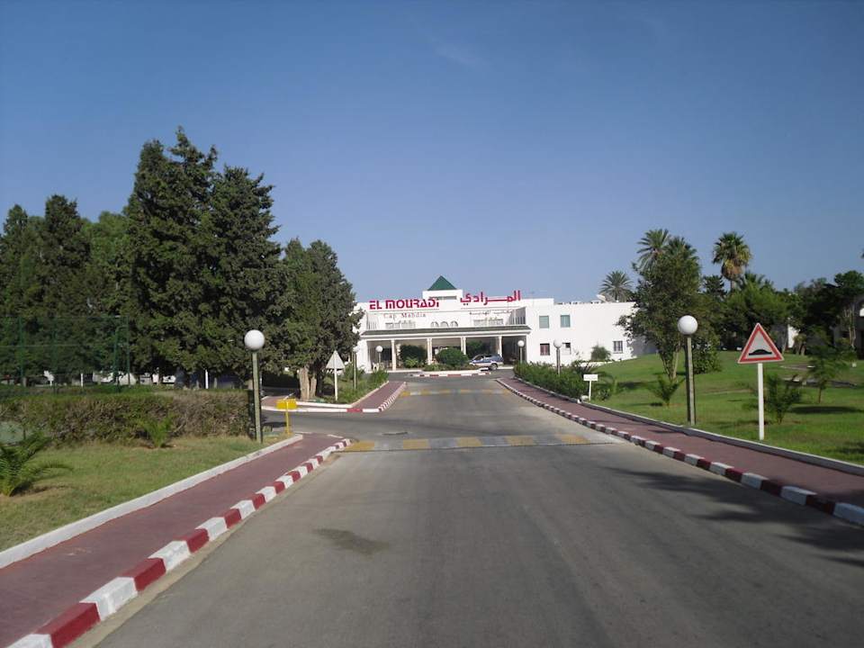 Hotel von vorne Hotel El Mouradi Cap Mahdia