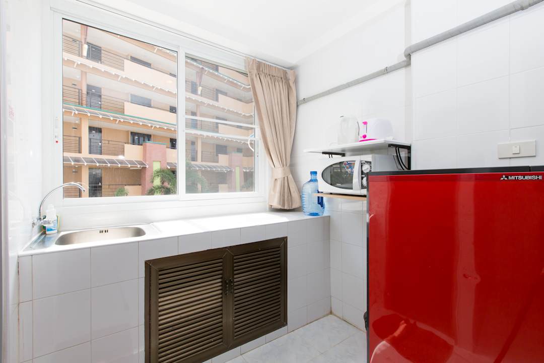 Zimmer Patong Studio Apartments