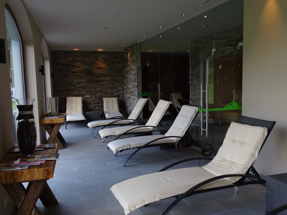 Ruheraum Sauna Alpeiner Nature Resort Tirol