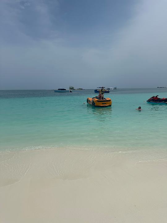 Strand Joy Island