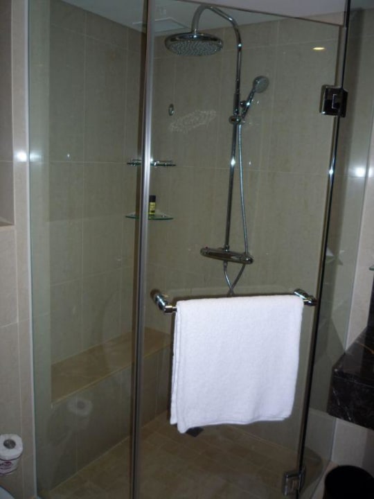 Bad Hotel Royal Plaza on Scotts