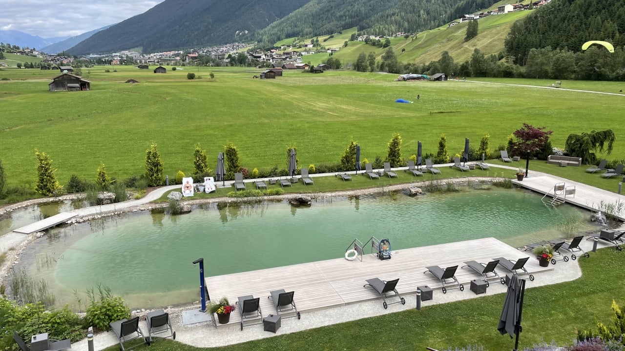 Pool Alpeiner Nature Resort Tirol