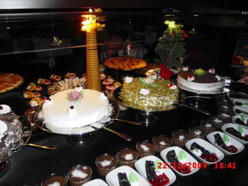 Torten Limak Lara Deluxe Hotel & Resort