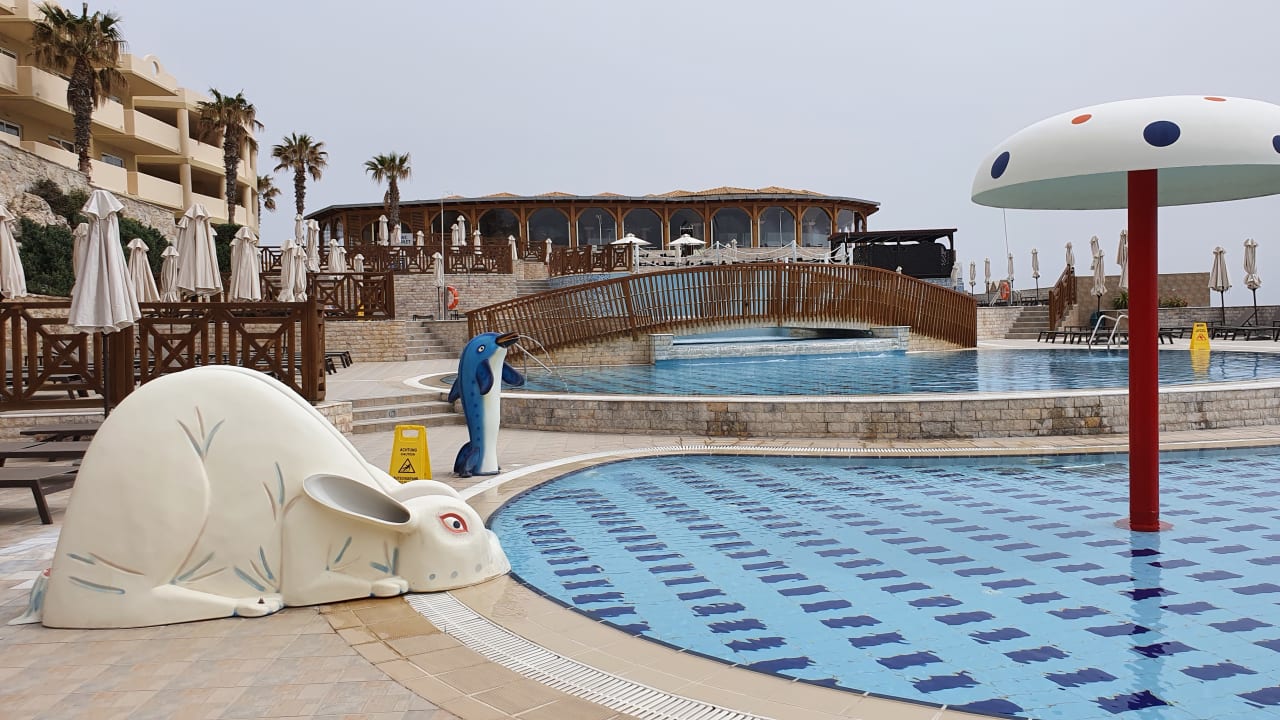 Pool Hotel Kalithea Horizon Royal