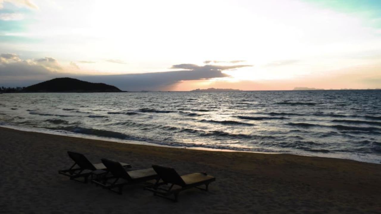 Blick aufs Meer Kanok Buri Resort