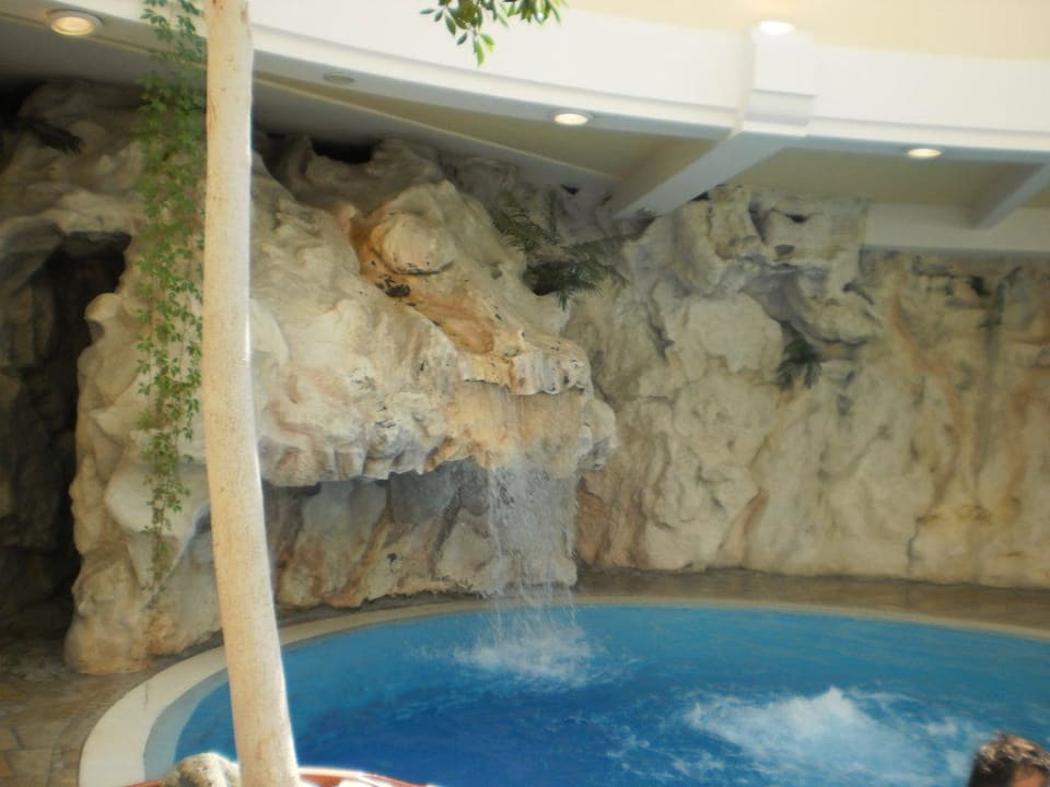 Lagunenhallenbad Alpina Alpendorf