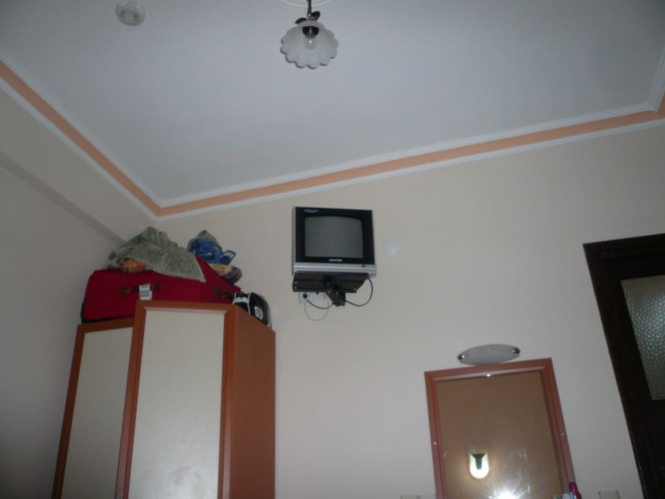 Zimmer TV Hotel Kleopatra Alis