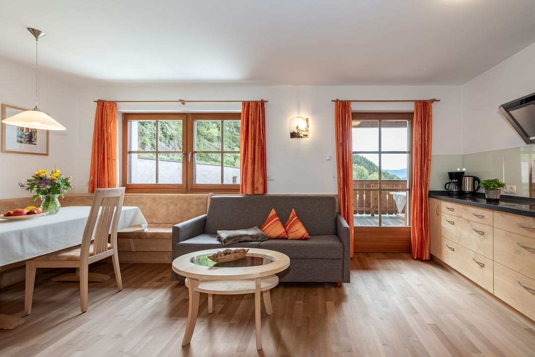 Zimmer Apartments Moarlhof