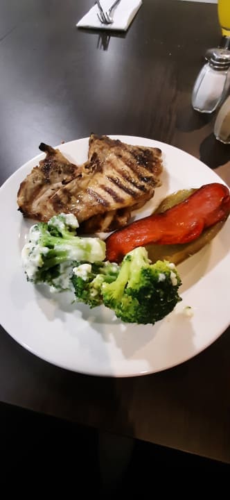 Gastro Gavimar Ariel Chico Club & Resort