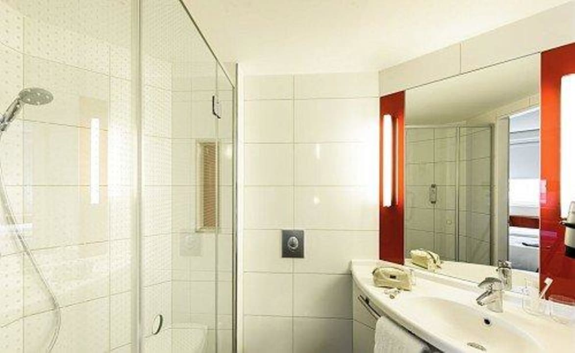 Badezimmer ibis Berlin Kurfürstendamm