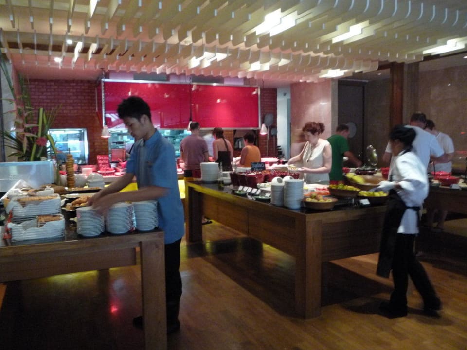 Teil des leckeren Frühstückbuffets Holiday Inn Resort Phuket Surin Beach by IHG