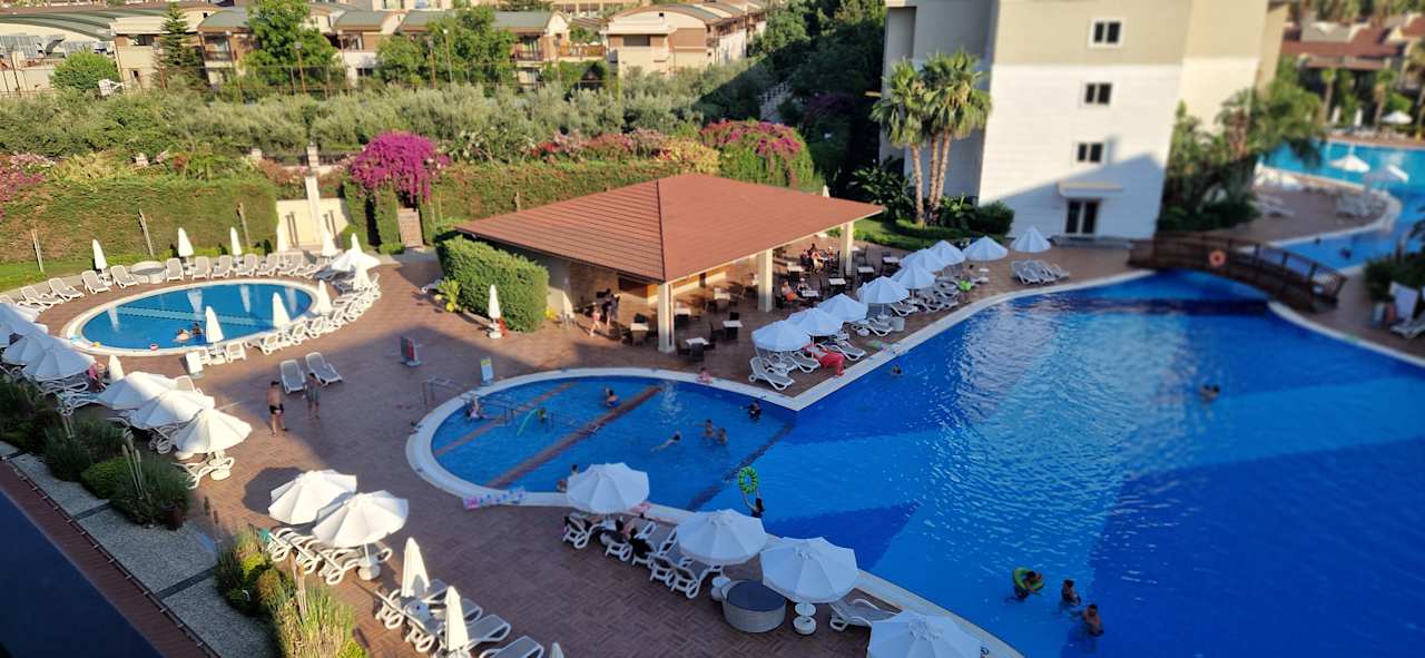 Pool Paloma Oceana