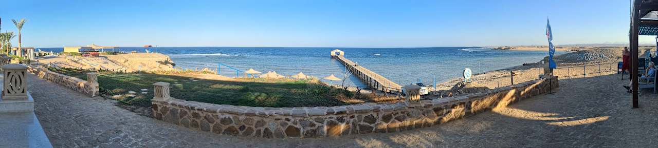 Strand Rohanou Beach Resort