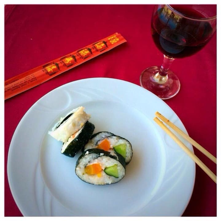 Shushi Dream Family Club