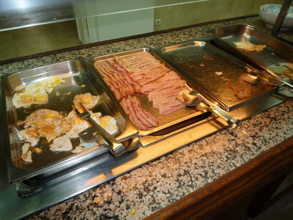 Frühstücksbüffet - 08:19 Uhr Bei Juan Playa Blanca