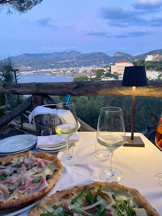 Gastro Hostel & Glamping Santa Fortunata