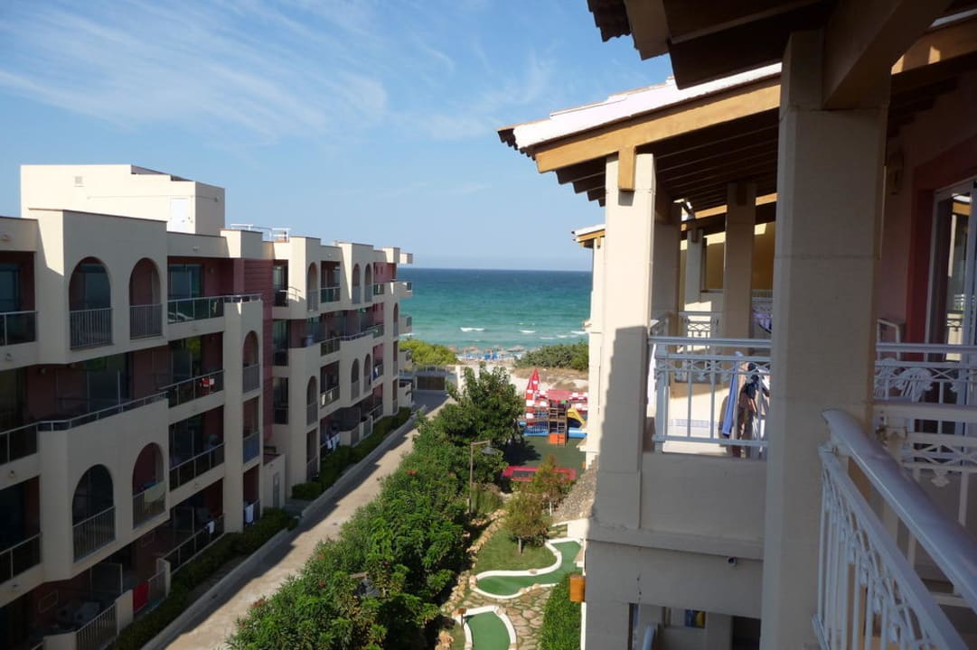 Blick vom Zimmer auf's Meer Zafiro Bahia
