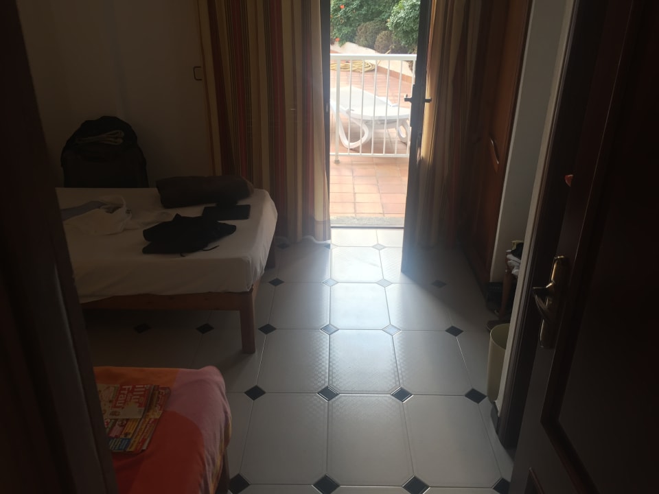 Zimmer Hotel Ses Puntetes