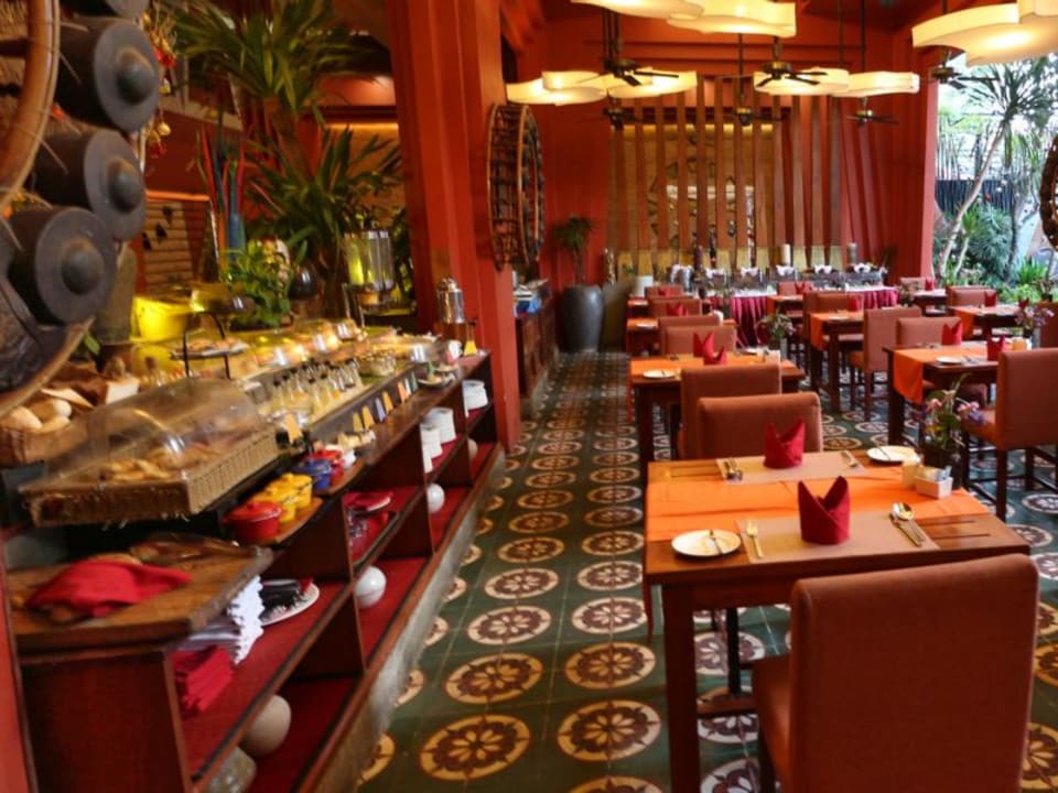 Gastro Golden Temple Residence